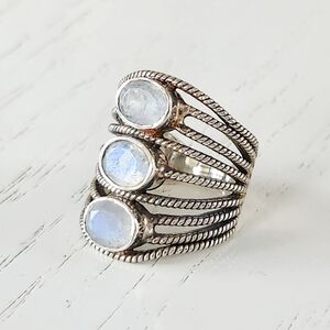 Moonstone Vintage 925 Ring w/Multi Moonstone Setting